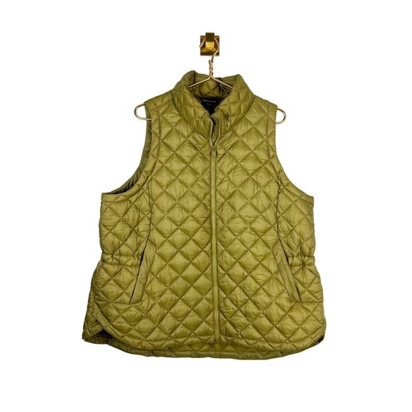 Athleta Whisper Featherless Puffer Vest Quilted Acacia Olive Water Repellent 2X - Picture 3 of 8